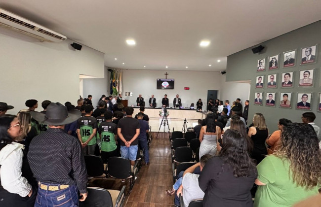 Câmara Municipal entrega quatro Moções de Congratulação na sessão do dia 9 de setembro