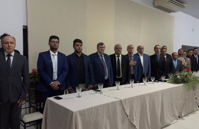 C&acirc;mara Municipal de Rio Verde homenageia personalidades com T&iacute;tulo de Cidad&atilde;o Rio-Verdense em solenidade hist&oacute;rica