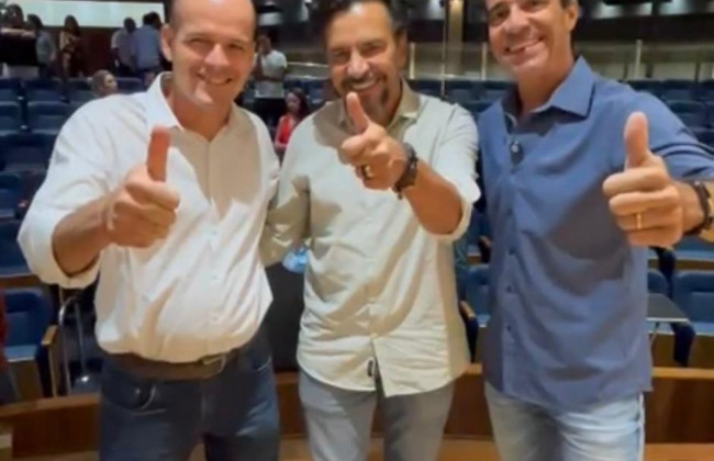 Presidente da C&acirc;mara Fl&aacute;vio Brito e vereador Amauri participam de lan&ccedil;amento do projeto Cine C&acirc;mara em Campo Grande