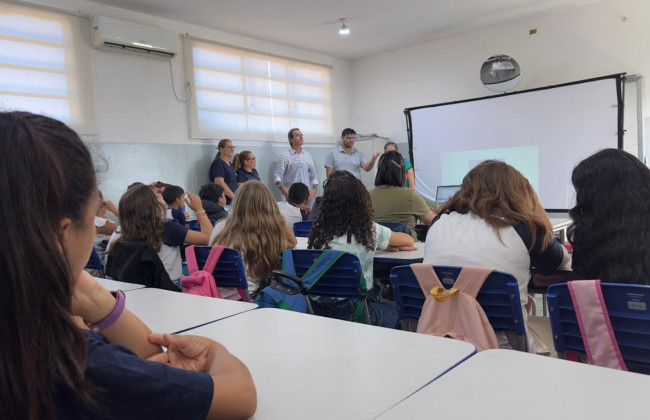 C&acirc;mara de Rio Verde de MT realiza primeira sess&atilde;o do Cine C&acirc;mara na Escola Dr. Cezar Galv&atilde;o